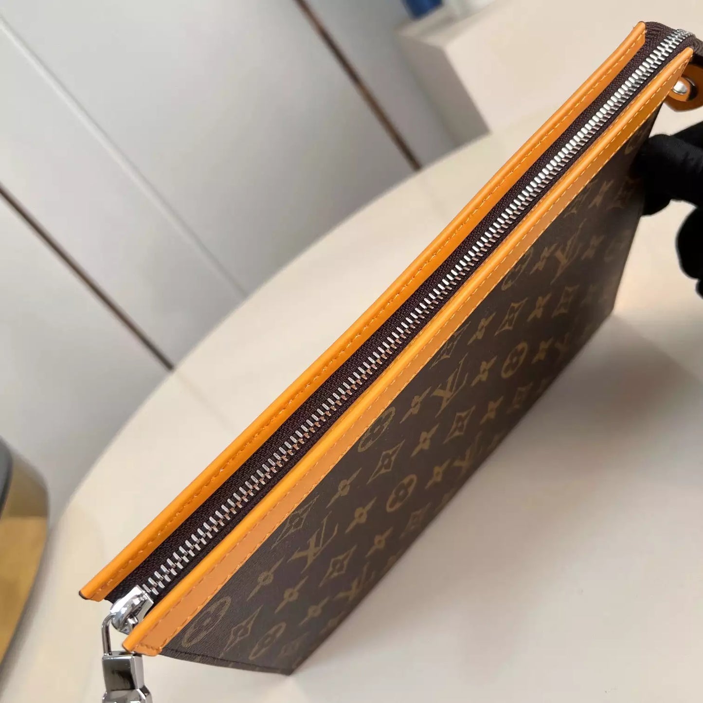 MM サフラン イエロー トラベルポーチ M12820 – LW402