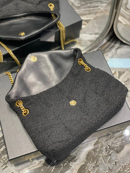 ジャージー素材のパファートイバッグ