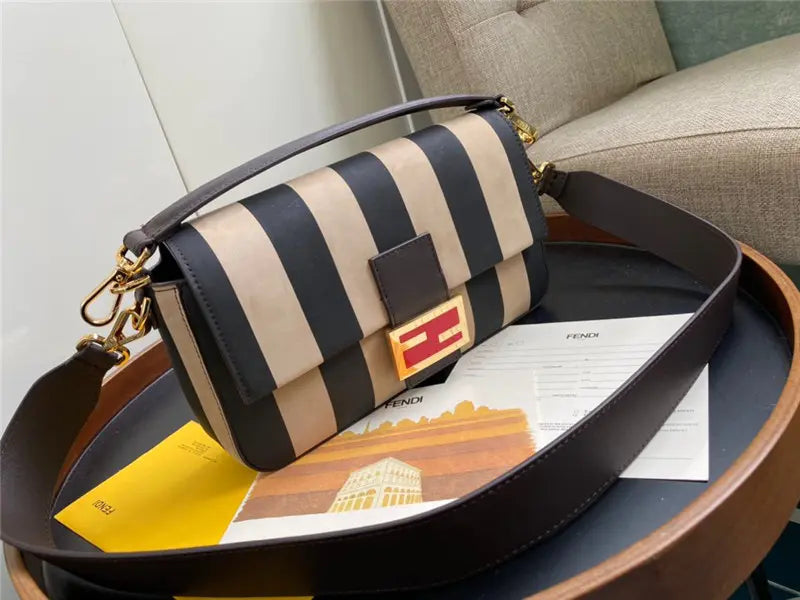 フェンディ バゲット ミディアム