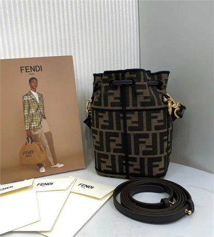 フェンディ モン トレゾール ミニバッグ