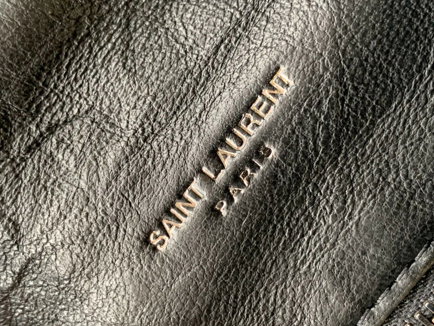 デニムとスムースレザーのパファーミディアムチェーンバッグ