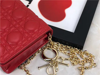 ディオールのショルダーバッグ