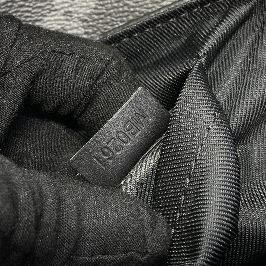 LV レトロ メッセンジャーバッグ