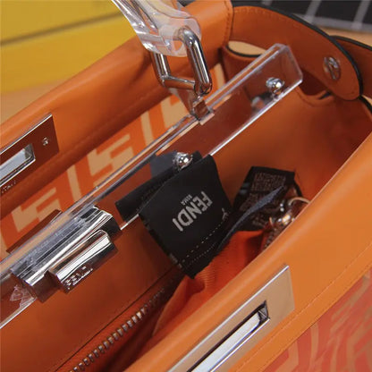 ピーカブー フェンディ オレンジ