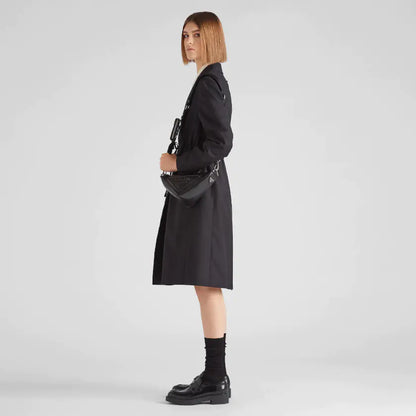 累積売上第１位☆新作☆ プラダ PRADA トライアングル レザーショルダーバッグ