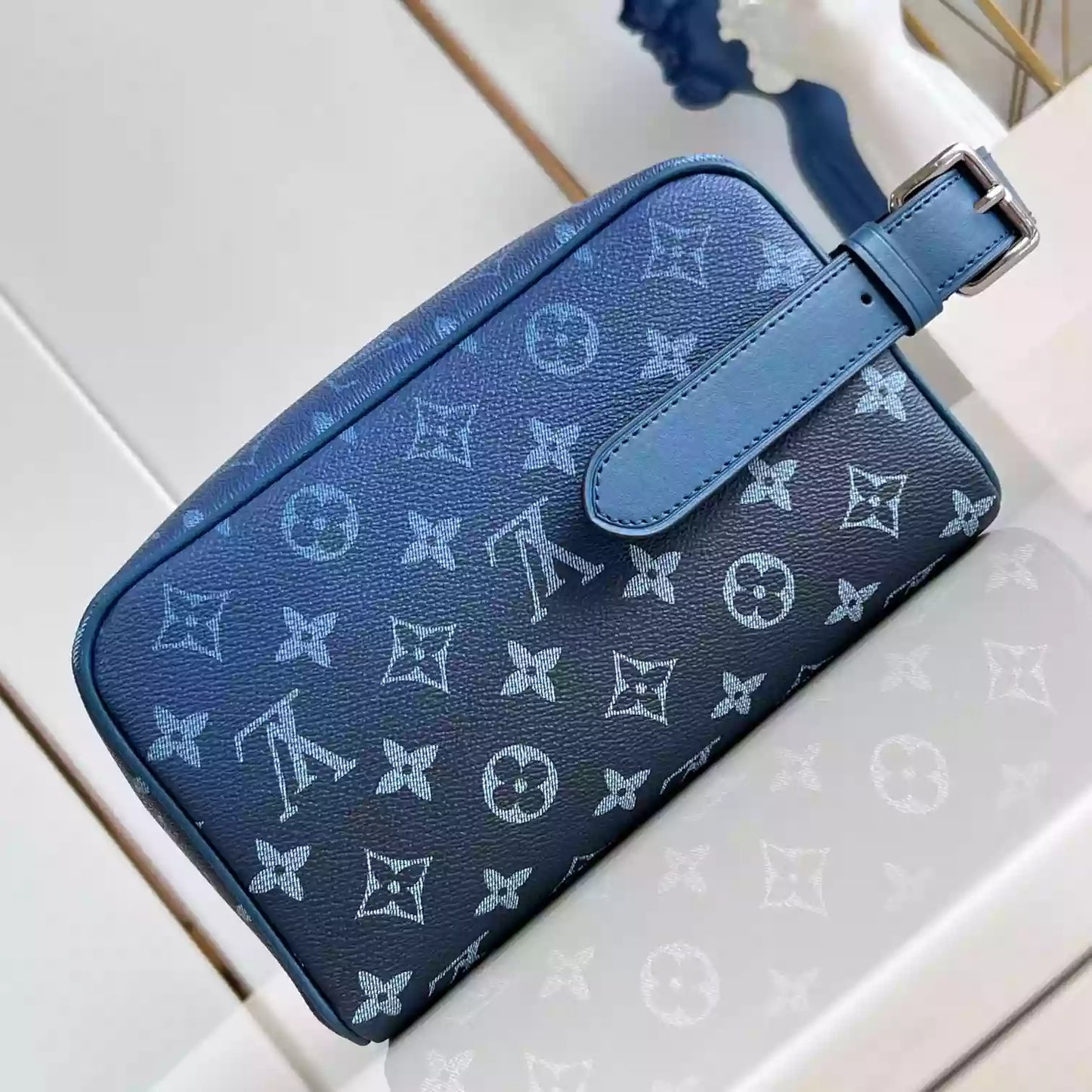 ロッカードップキット ブルーモノグラム ディケイド M11559 – LW398