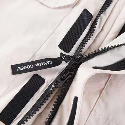 【Canada Goose】カナダグース 男女兼用、ご好評に付き再入荷！