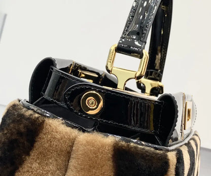 フェンディ オロック ジッパー