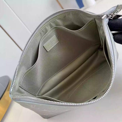 エクリプス モノグラム ソフトトラベルポーチ M11545 – LW406