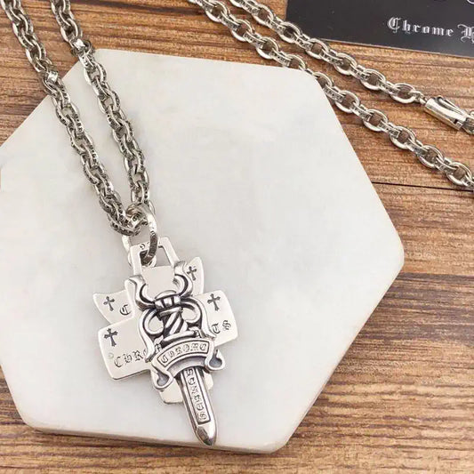 Chrome Hearts（クロムハーツ）3段ソードとホーリーソードサンスクリットペンダントネックレス
