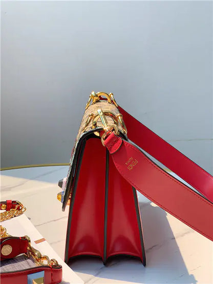 フェンディのバッグは？