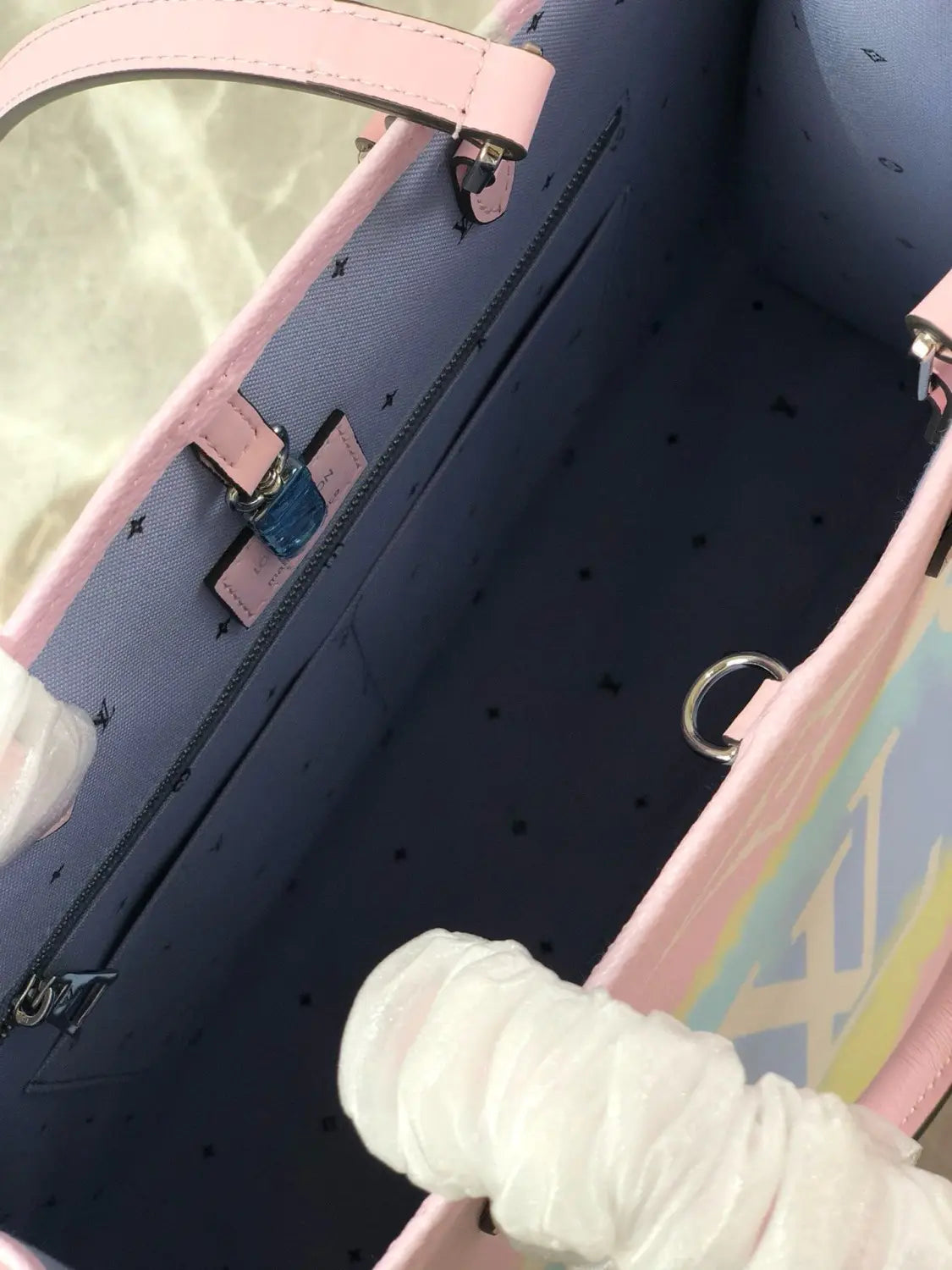 ルイ・ヴィトン M45119 オンザゴー