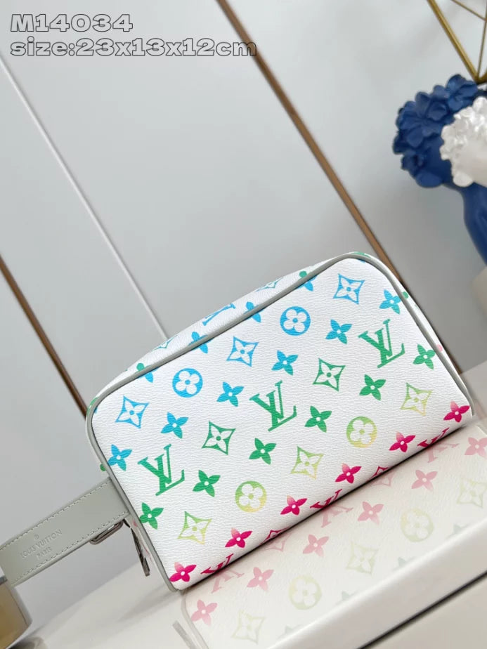 モノグラム イリデッセント ディスカバリー ロッカー ドップキット グラデーショングレー M14034 – LW387