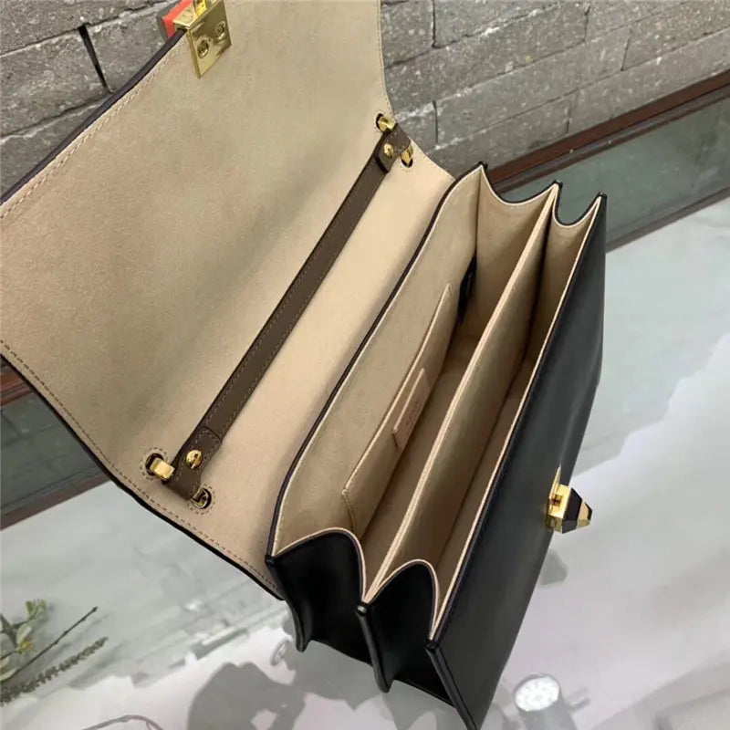 フェンディ カンユー ショルダーバッグ