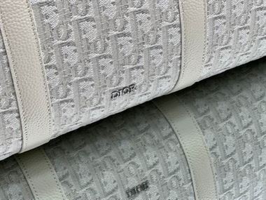 ディオール リンゴット 50 バッグ クリーム ディオール オブリーク ジャカード – DIO031