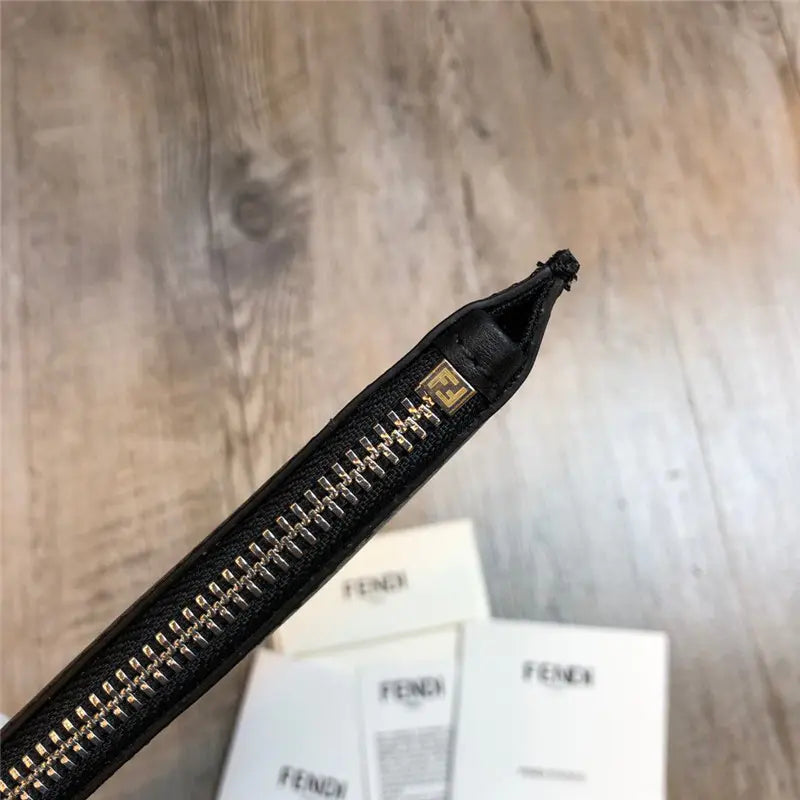 フェンディ ハンドバッグ メンズ