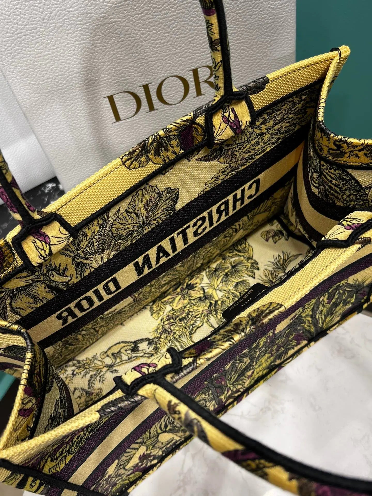 クリスチャン・ディオール ブックトートバッグ