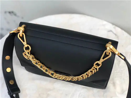 フェンディ カンユーバッグ セール