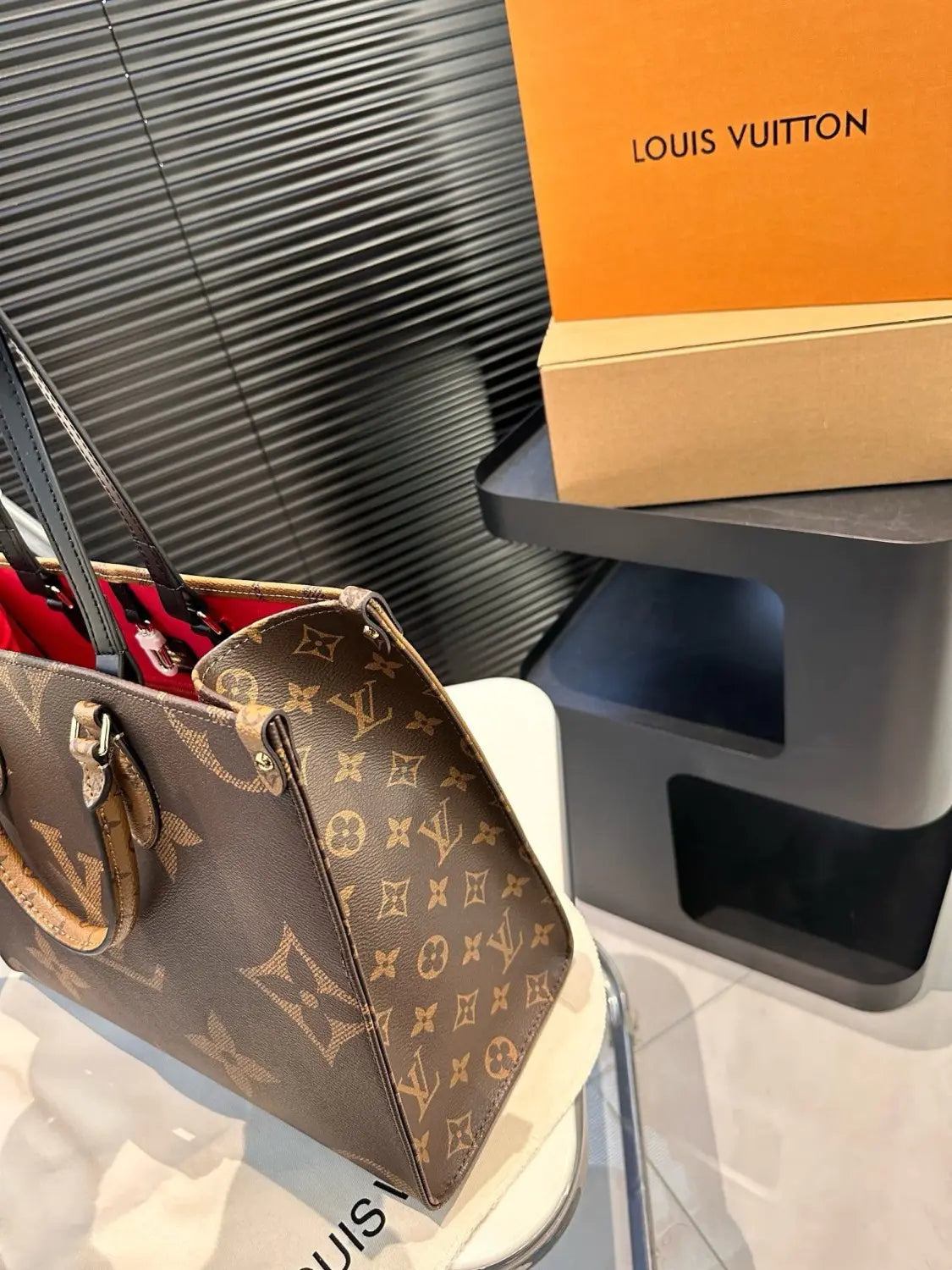 ルイ・ヴィトン オンザゴー MM M45321