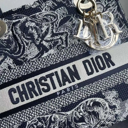 ディオール レディ ライト