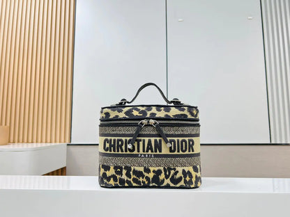 クリスチャン・ディオール コスメティックバッグ
