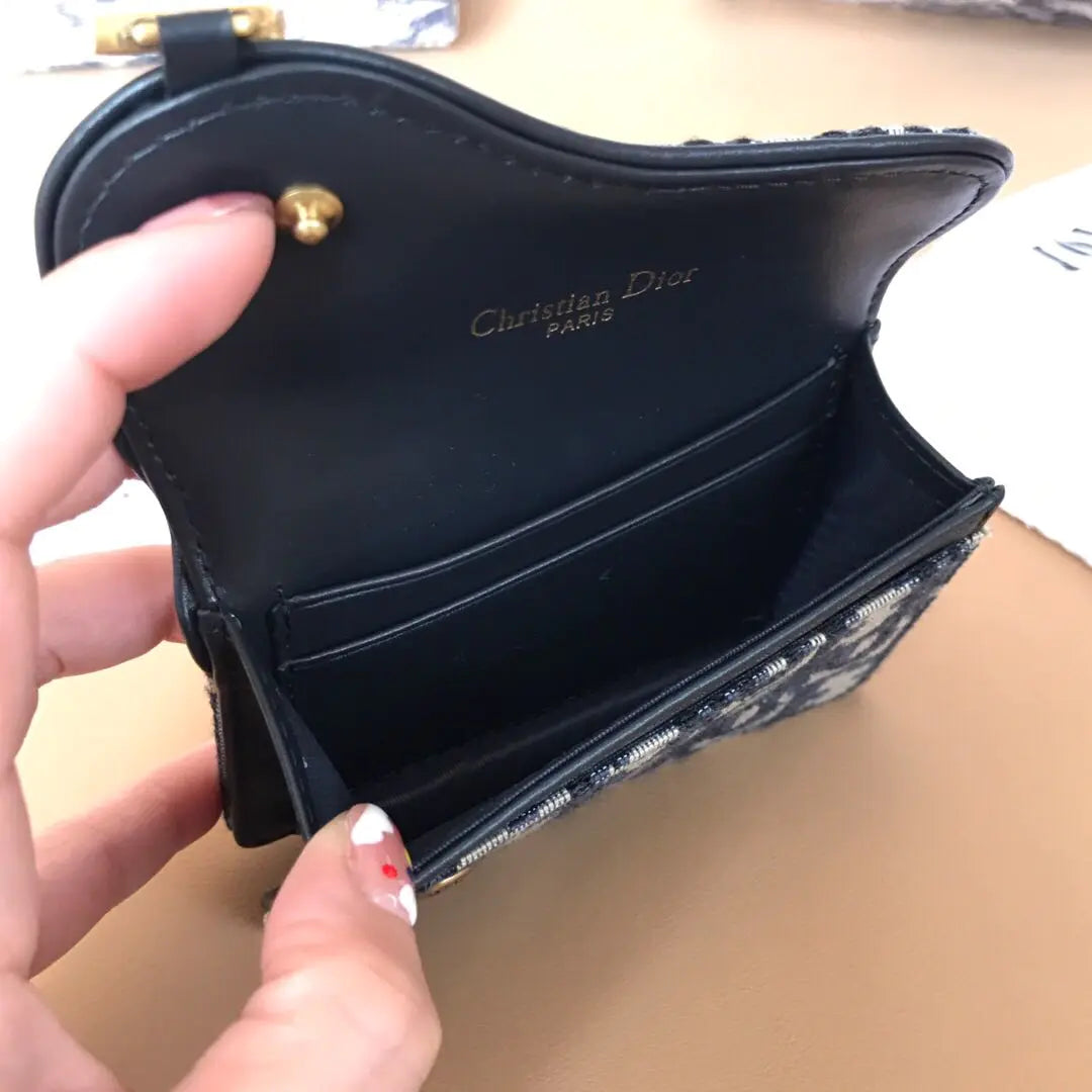 ディオールケースカード