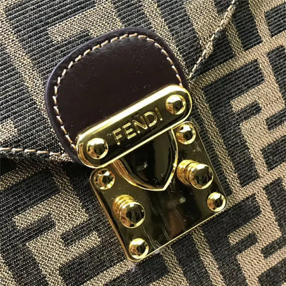 ヴィンテージ フェンディ ボックスバッグ