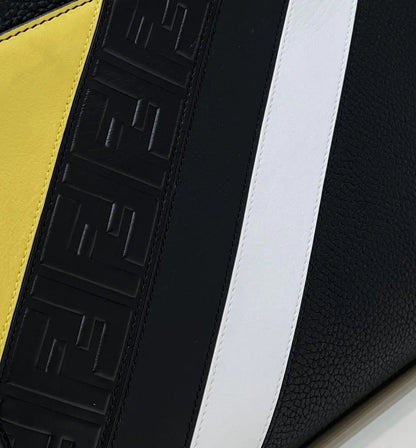 フェンディ オロック ジッパー