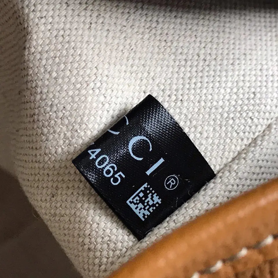 ディズニー グッチ バケット