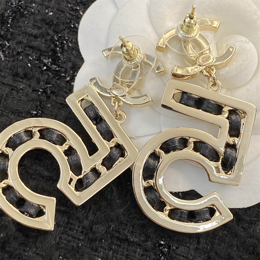 シャネル No.5 レザー ピアス チェーン イヤリング