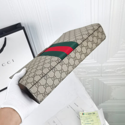 Gucci（グッチ）クラッチバッグ 31.5x24x6cm