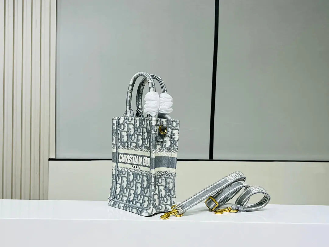 クリスチャン・ディオール ミニブックトート フォンバッグ