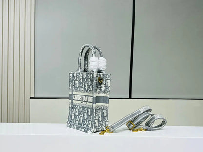 クリスチャン・ディオール ミニブックトート フォンバッグ