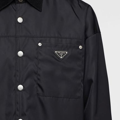 【お洒落度UP】PRADA リナイロン 長袖シャツ 胸ポケット付き ロゴデザイン