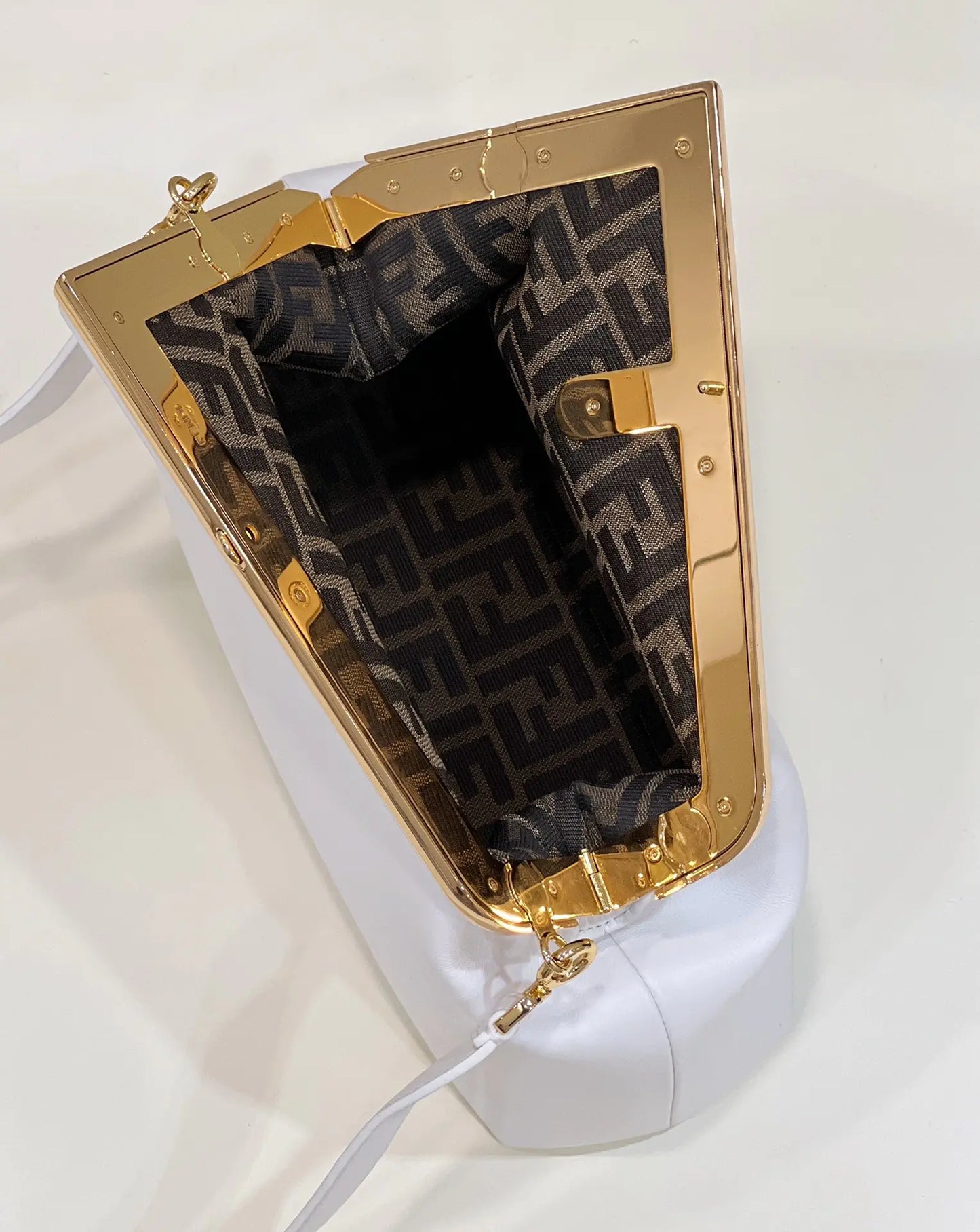 フェンディファースト