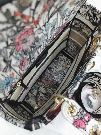 レディディオール