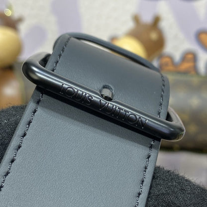 LV レトロ メッセンジャーバッグ