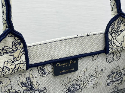 クリスチャン・ディオール ブックトートバッグ