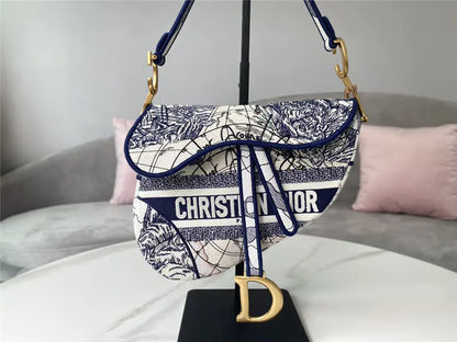 ディオール ベルベット サドルバッグ