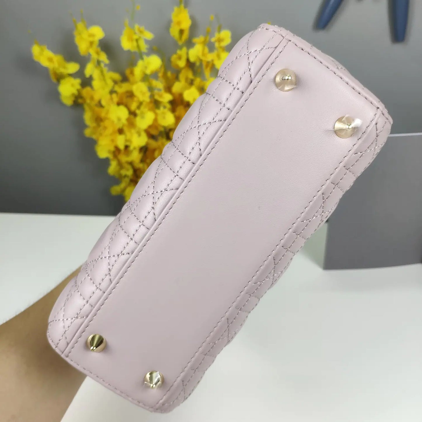 レディディオール