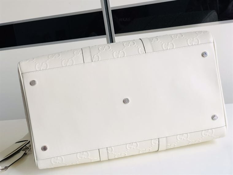 グッチ GGエンボス加工 ダッフルバッグ – BG015