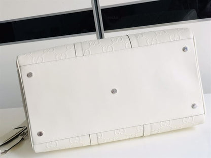 グッチ GGエンボス加工 ダッフルバッグ – BG015