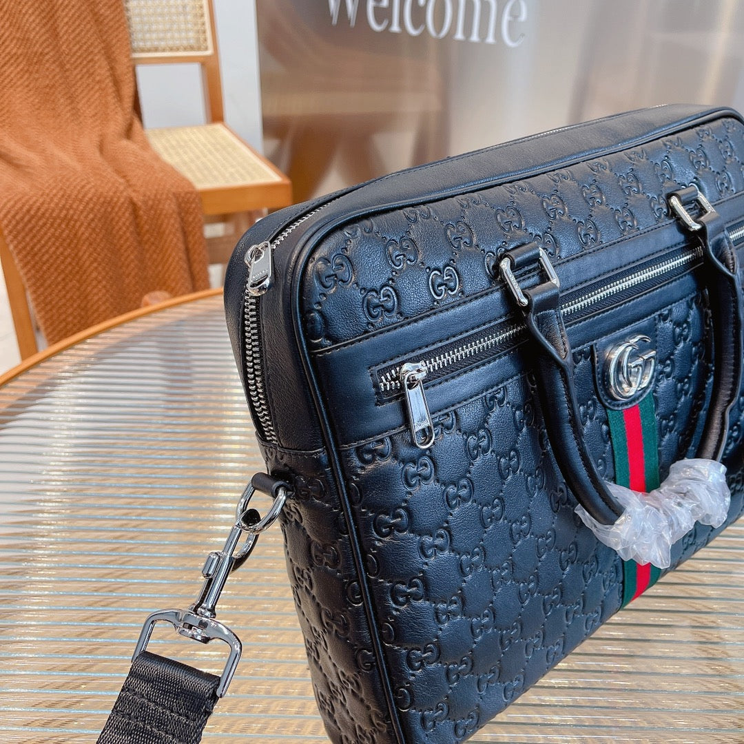 GUCCI(グッチ) ショルダーメッセンジャーバッグ