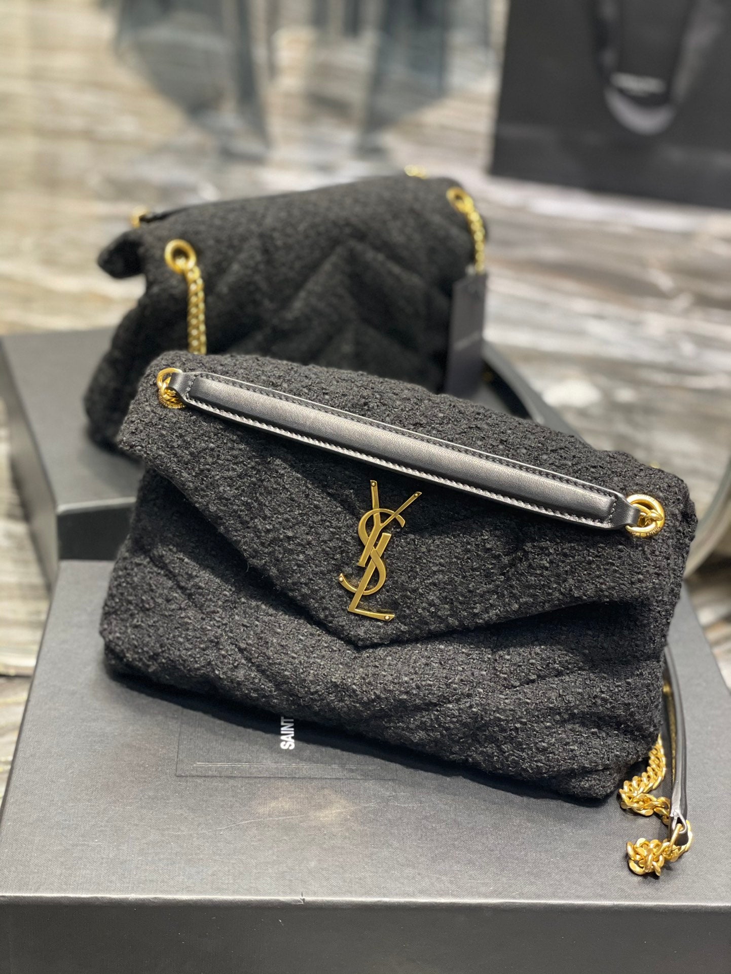 ジャージー素材のパファートイバッグ