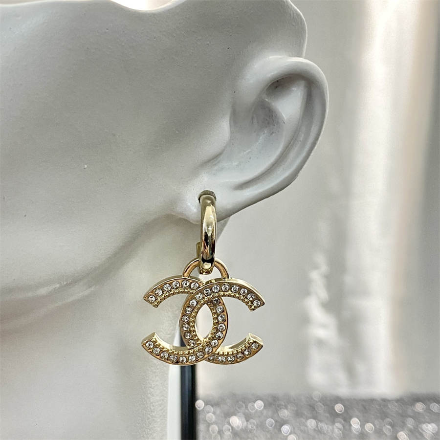 シャネル フルダイヤモンド ダブルC イヤリング