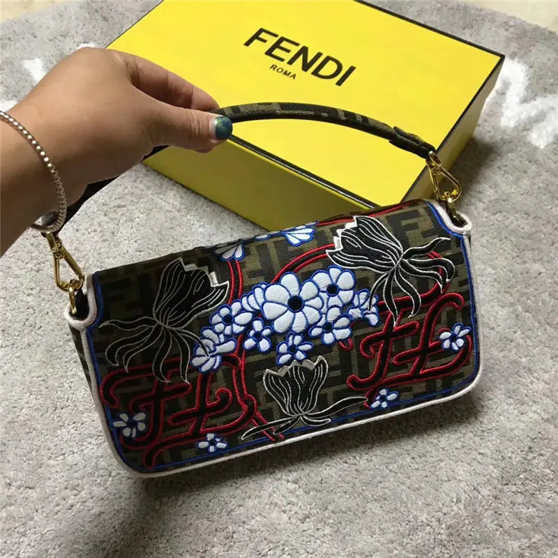 フェンディ バゲットバッグ