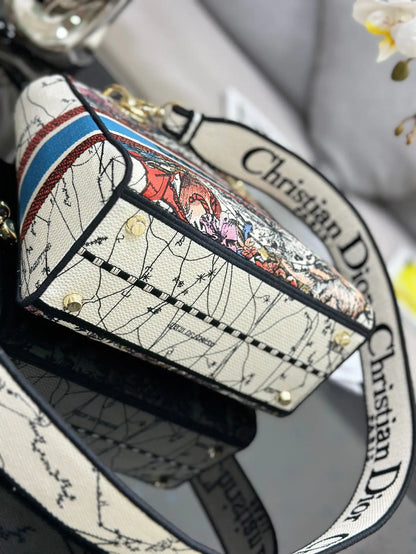 クリスチャン ディオール ミディアム レディ D ライト バッグ