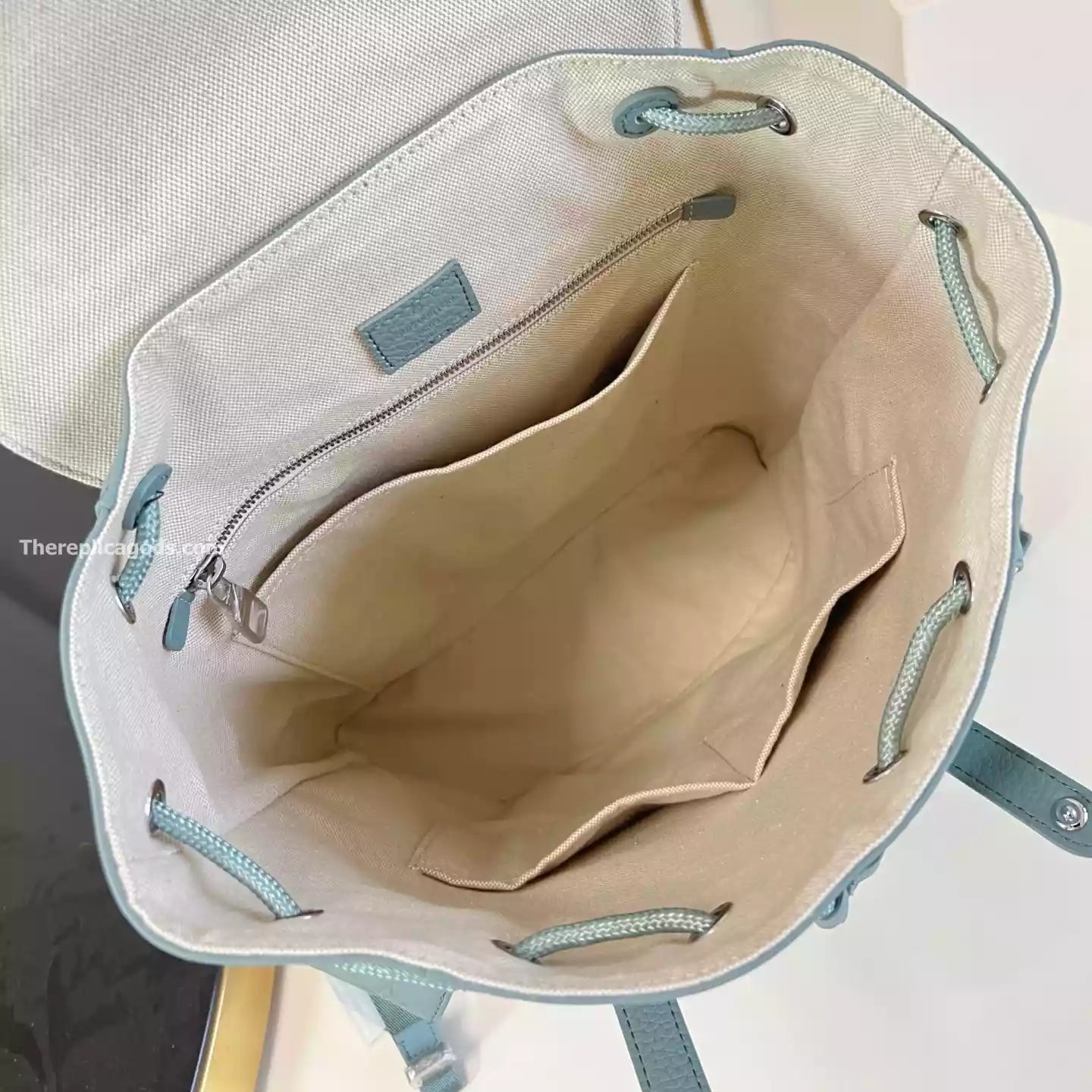 クリストファー MM バックパック ミスティレイクグリーン モノグラム トリヨン – LW310