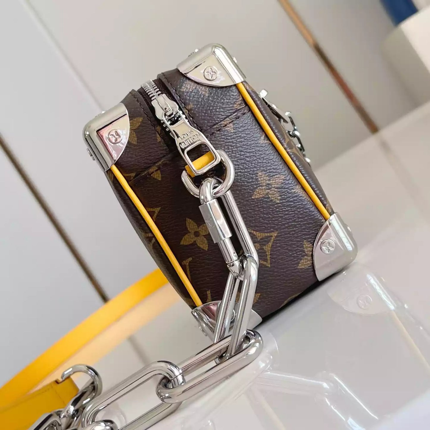 ミニソフトトランク サフラン イエローモノグラム マカッサルコーティングキャンバス＆カウハイドレザー M12767 – LW423