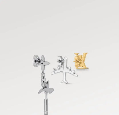 LV ルイ・ヴィトン LV コミック イヤリング MP3161